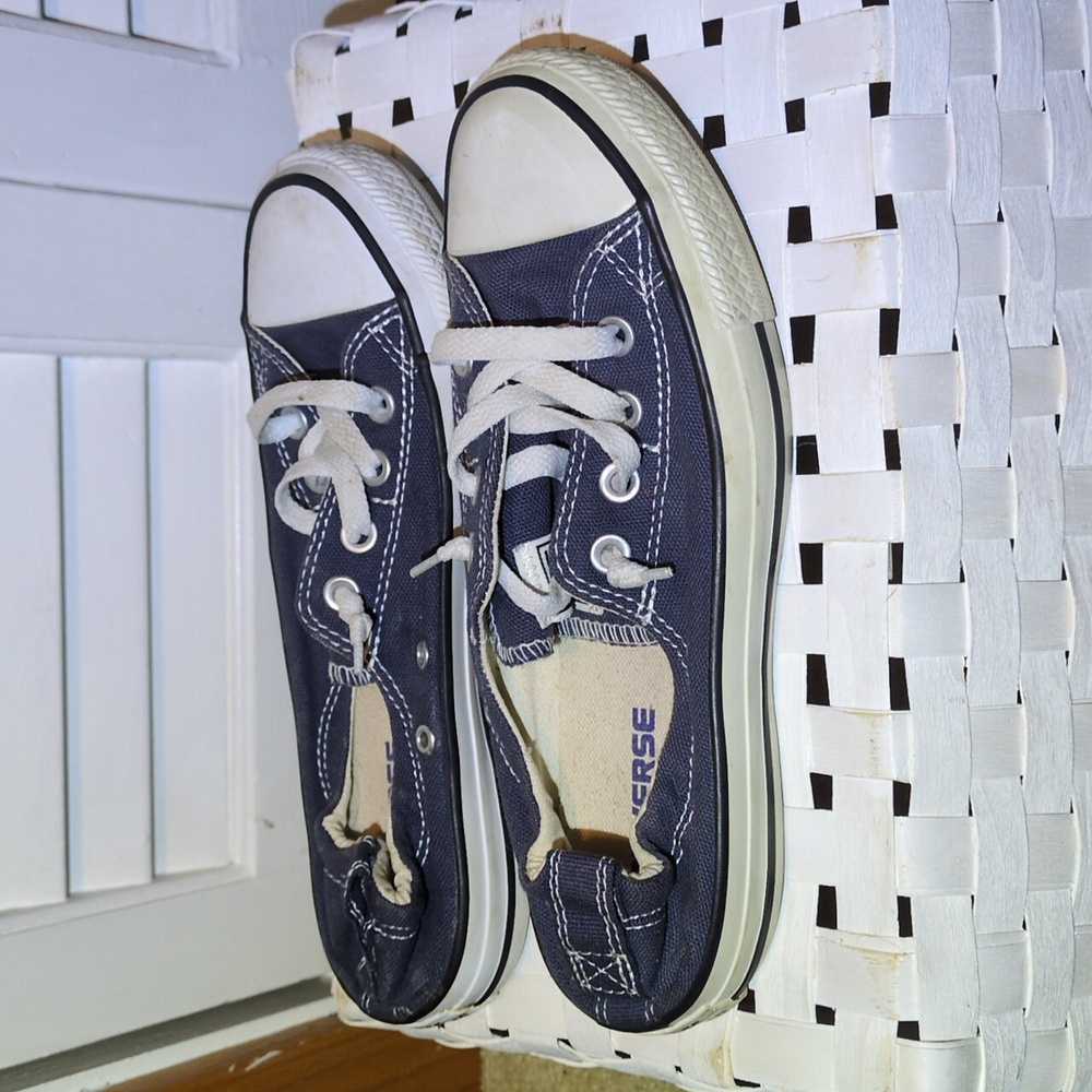 Converse Shoreline Dark Blue Low-Top Slip-On Sneakers